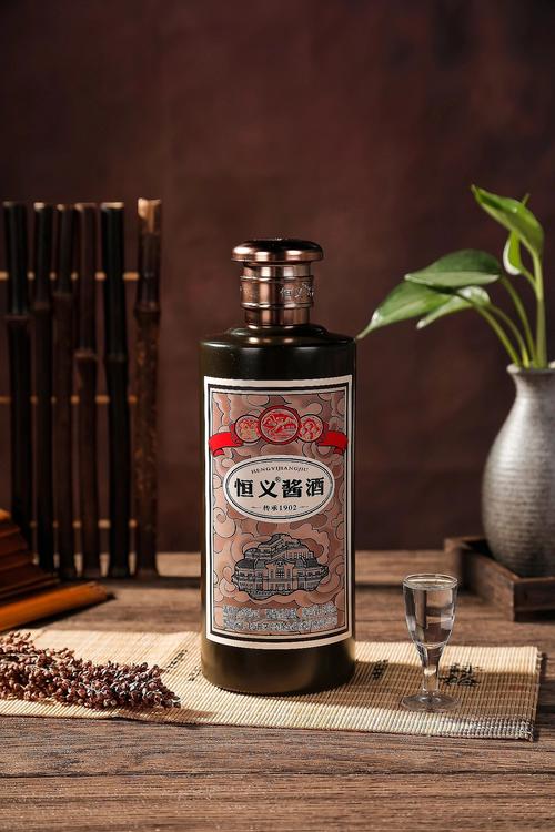 光影醇香，杯酒人生——白酒電商商業攝影實戰指南