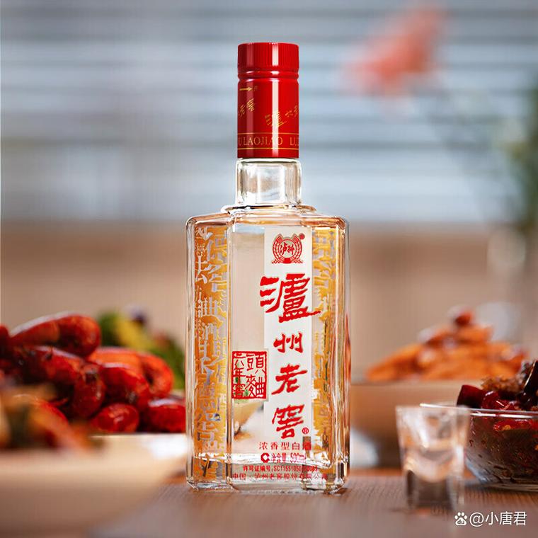 瀘州老窖濃香型白酒怎么樣？揭秘其卓越口感與品鑒之道